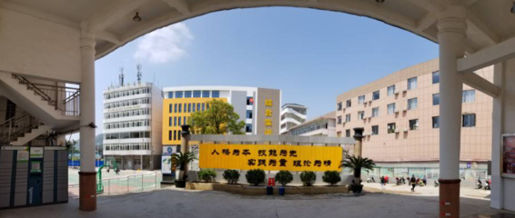 廣西桂林商貿旅游技工學校 深化計算機房維護服務，保障優質教學實踐平臺